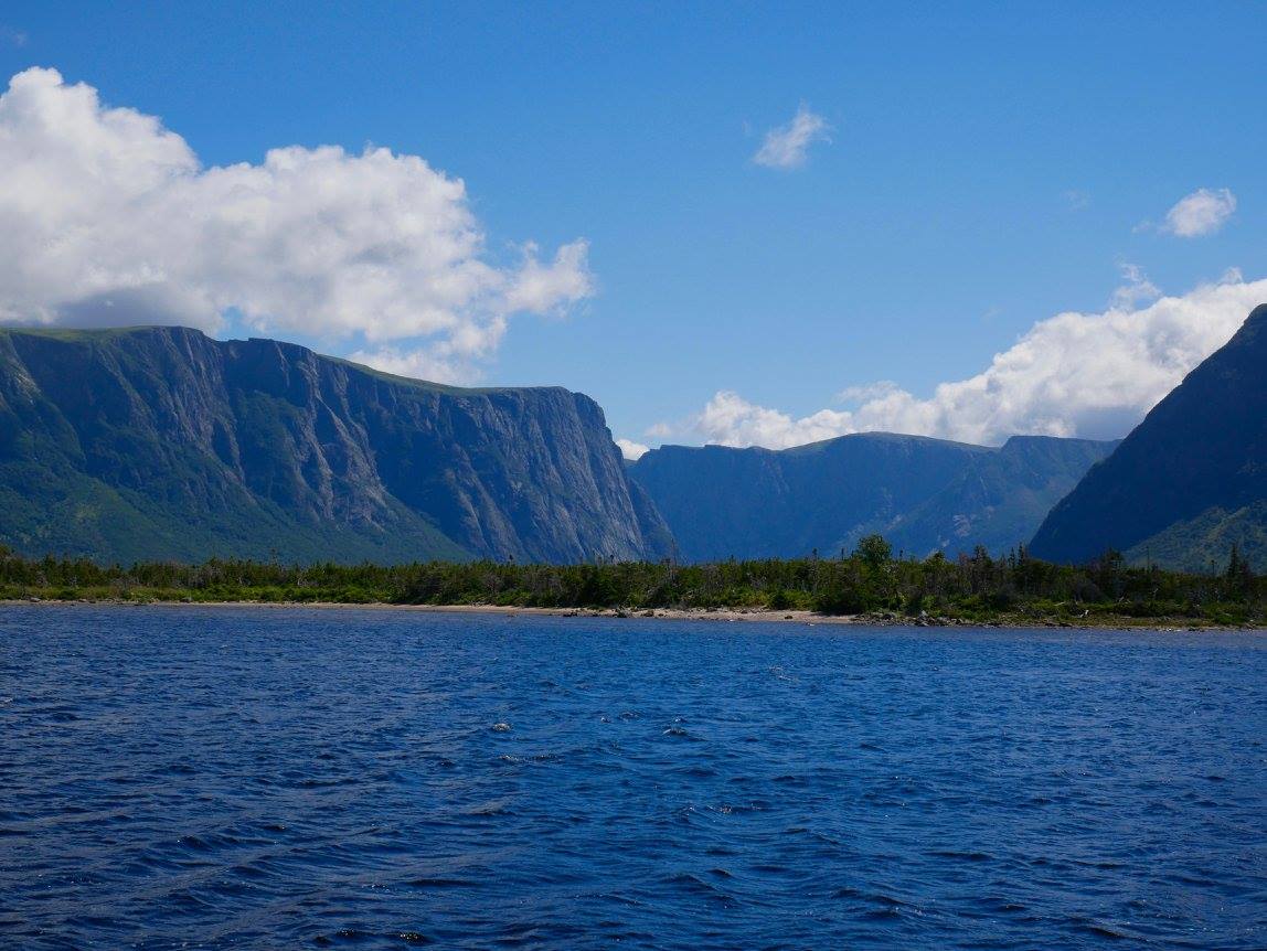 Newfoundland Travel Guide - Fjords Gros Morne